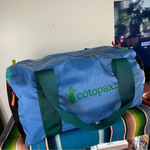 Cotopaxi (NWOT ) 32 L duffel. NEVER USED